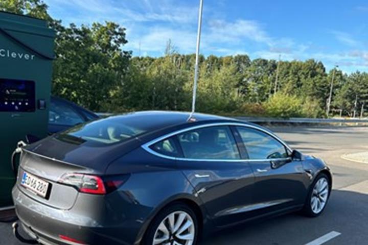 undefined Tesla Model 3 fra 2019
