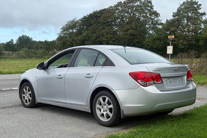 undefined Chevrolet Cruze fra 2009
