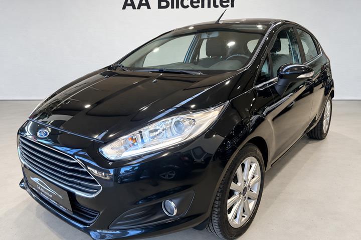 undefined Ford Fiesta fra 2017 set udefra