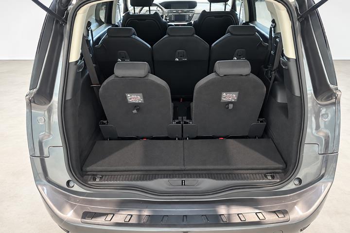 Grå Citroën Grand C4 Picasso fra 2017
