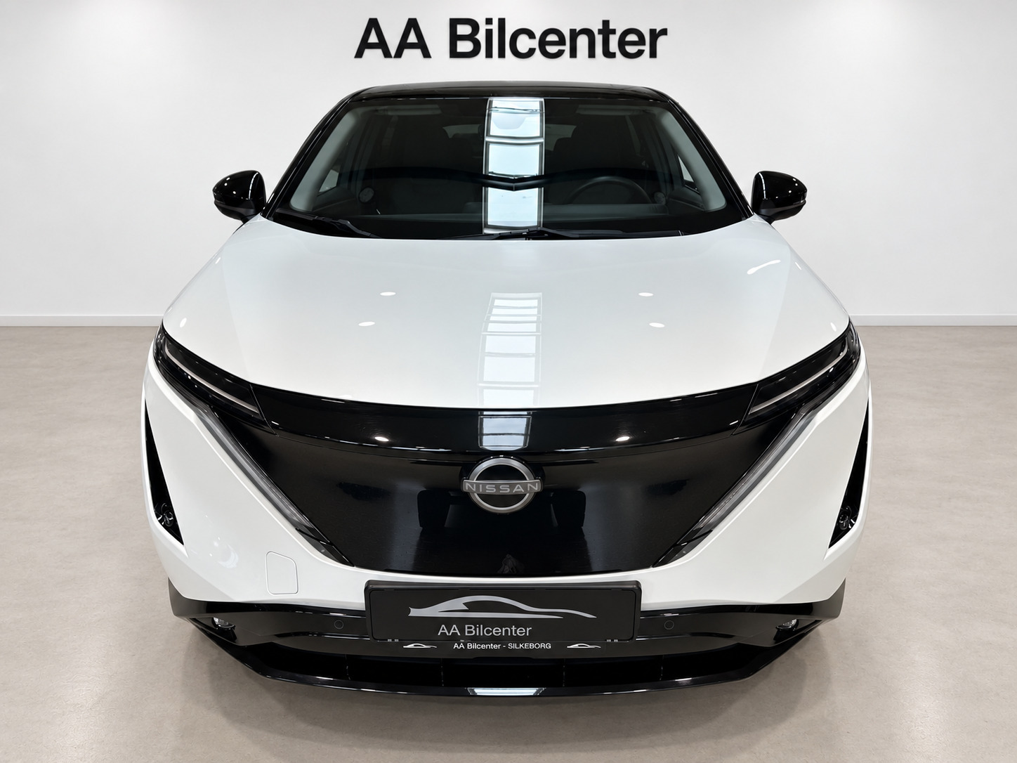 Hvid Nissan Ariya fra 2024