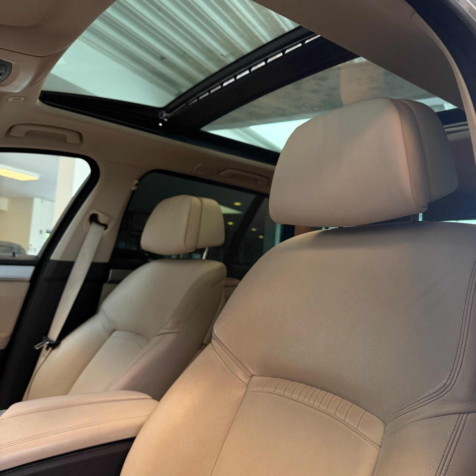 Grå BMW 535d fra 2013
