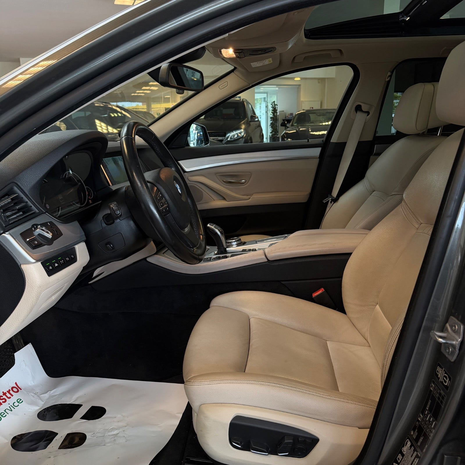 Grå BMW 535d fra 2013