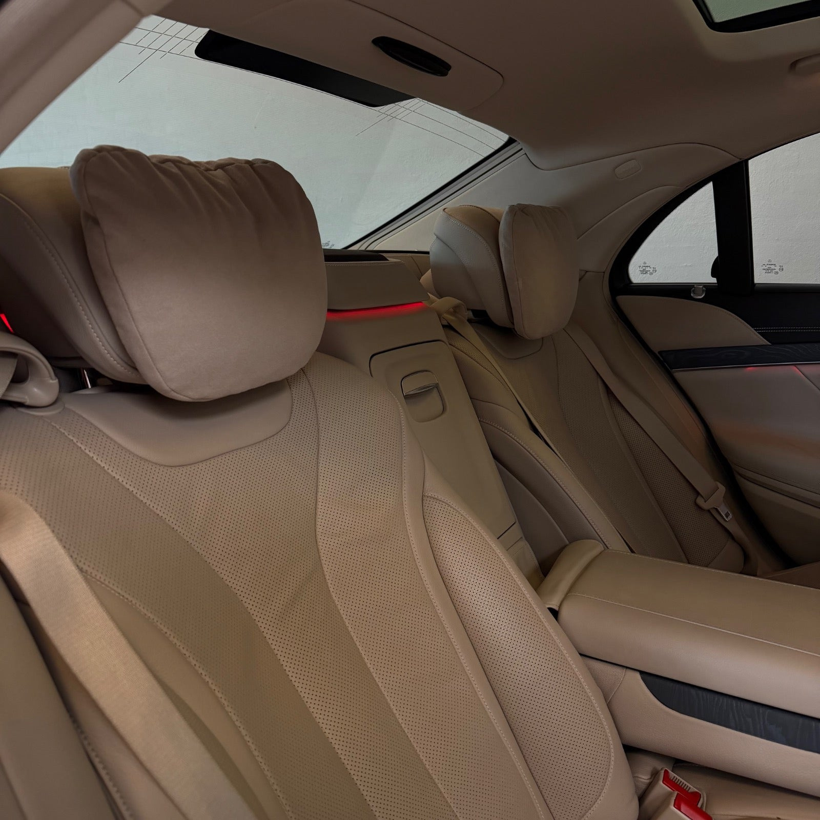 Sort Mercedes S500 fra 2014