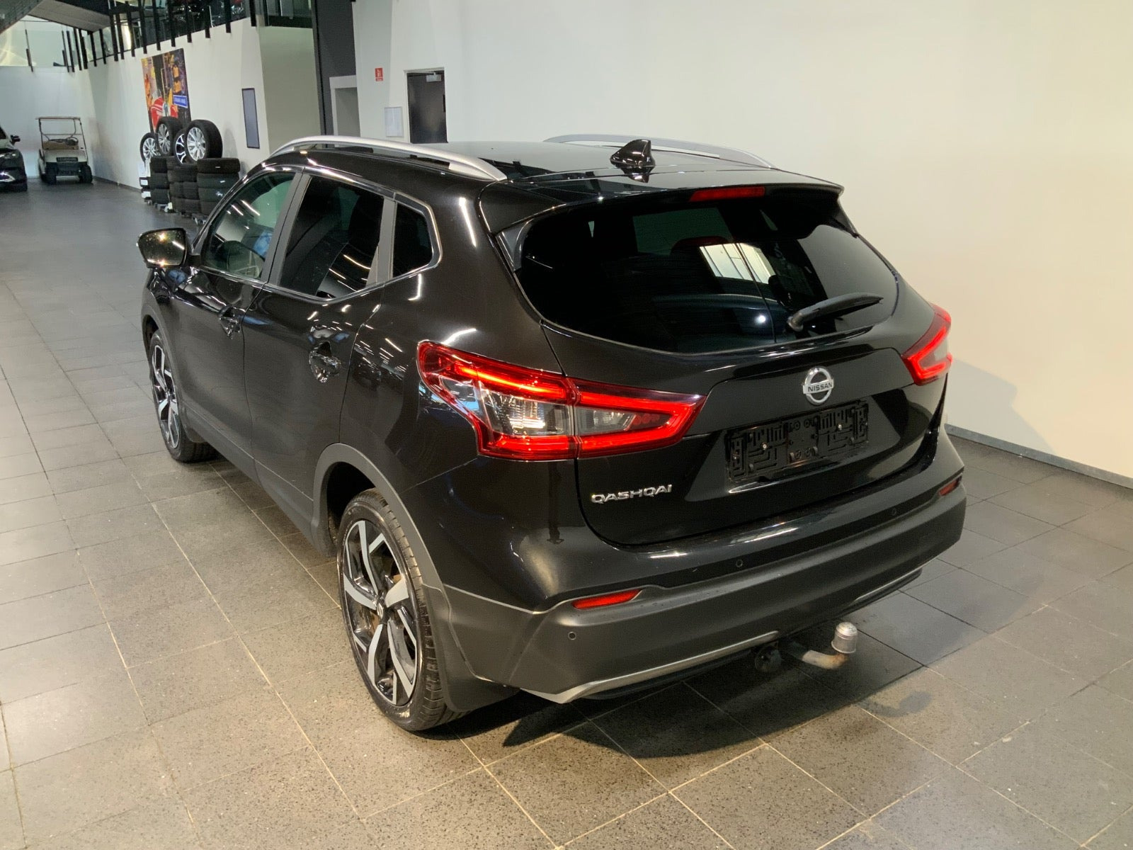 Sort Nissan Qashqai fra 2018