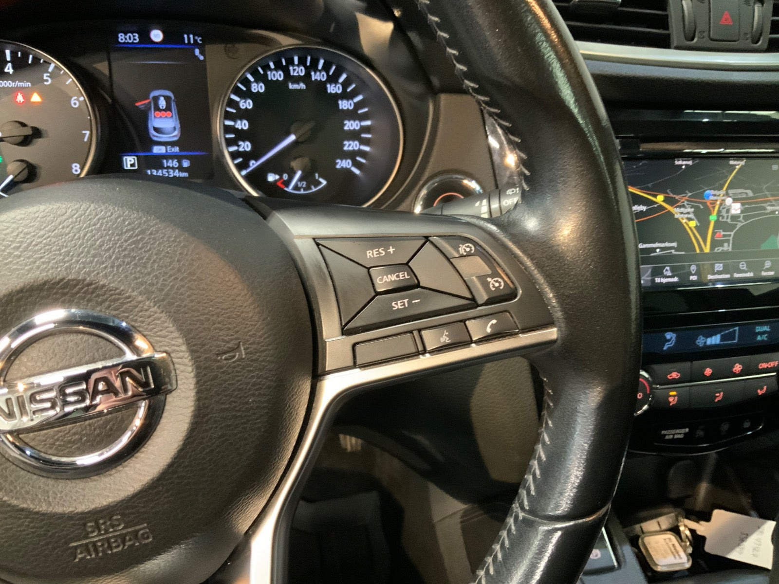 Sort Nissan Qashqai fra 2018
