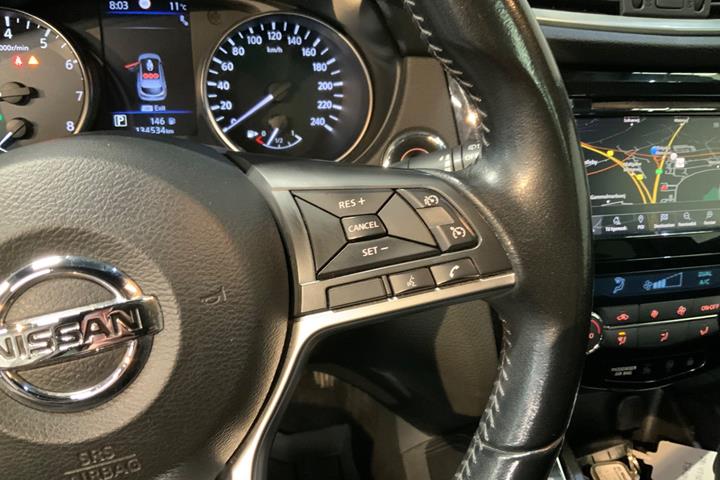 Sort Nissan Qashqai fra 2018