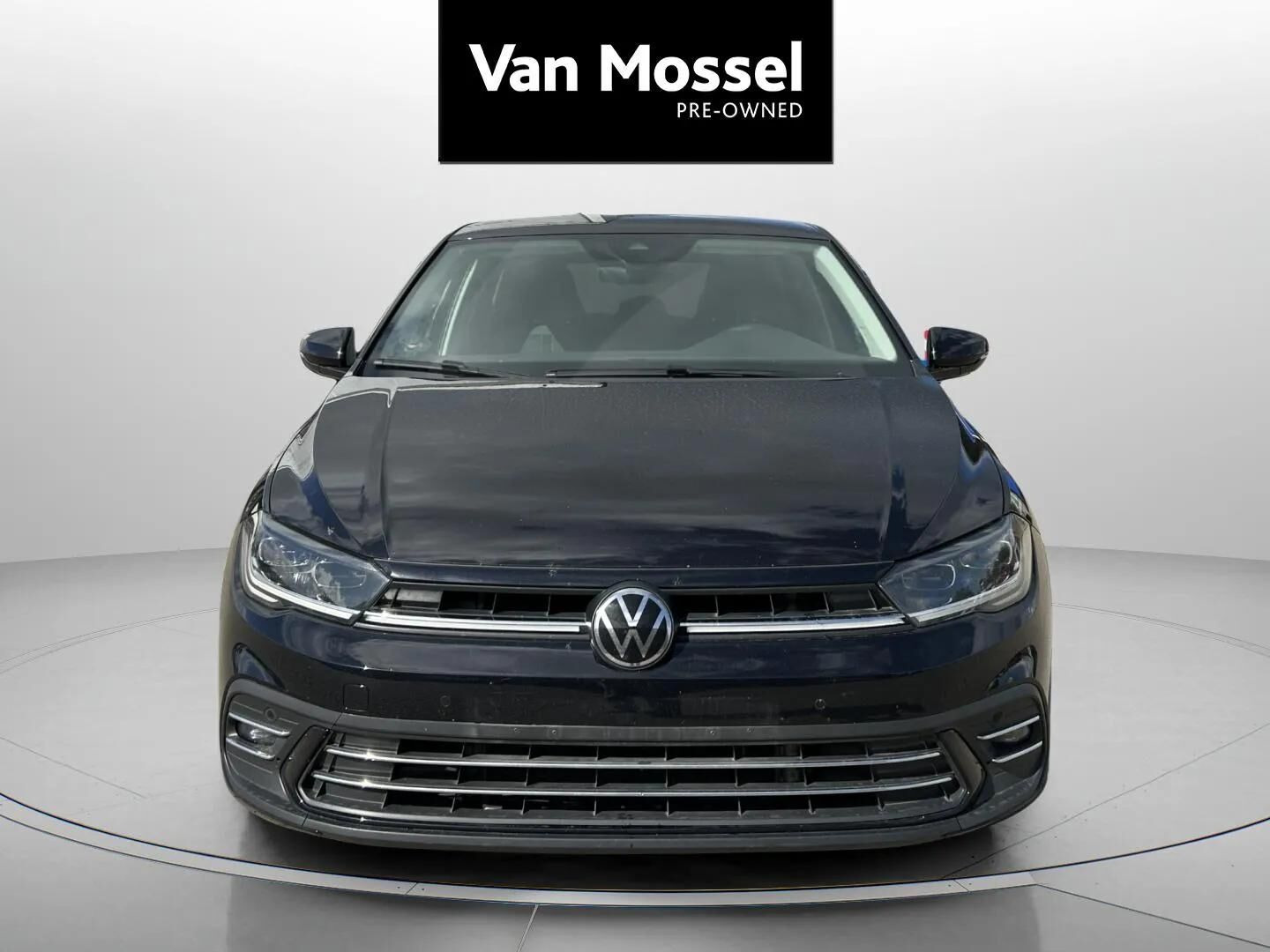 Sort VW Polo fra 2022