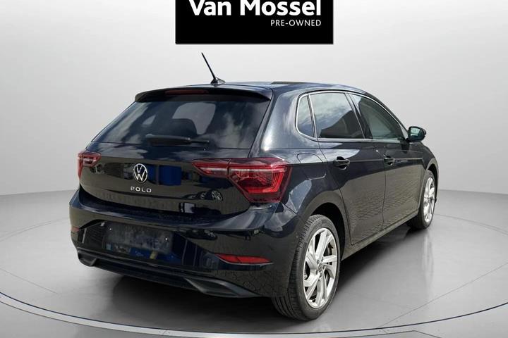 Sort VW Polo fra 2022