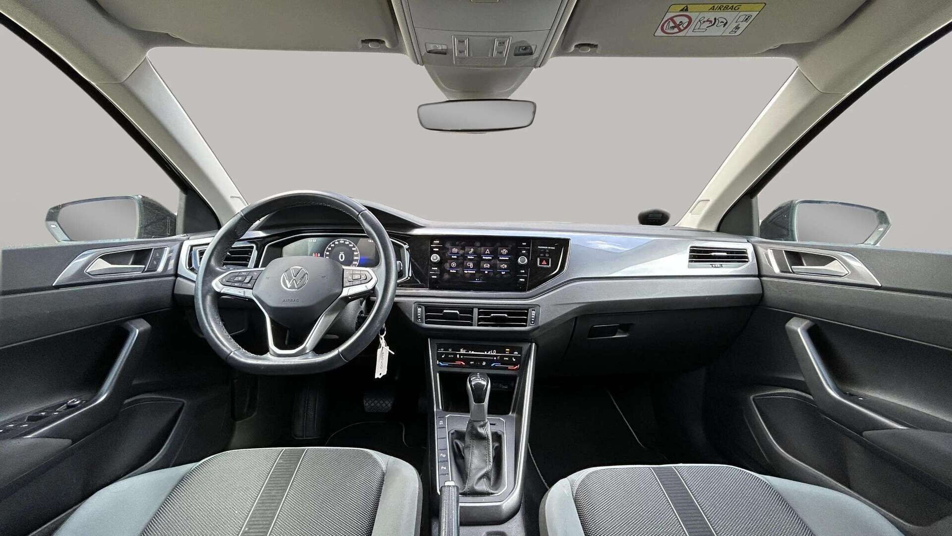 Sort VW Polo fra 2022