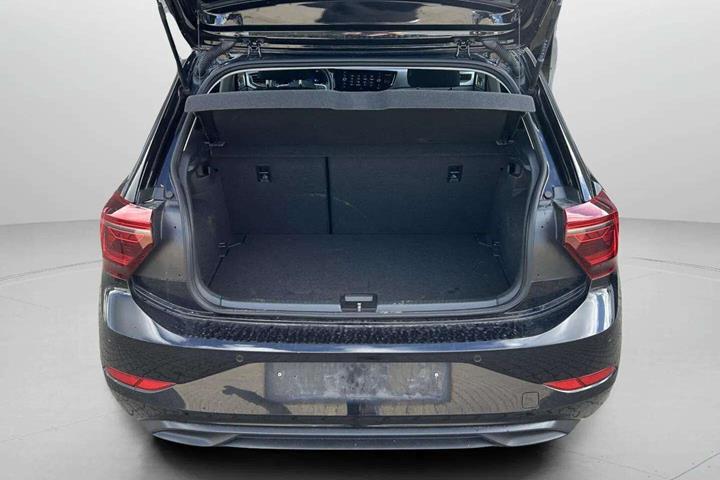 Sort VW Polo fra 2022