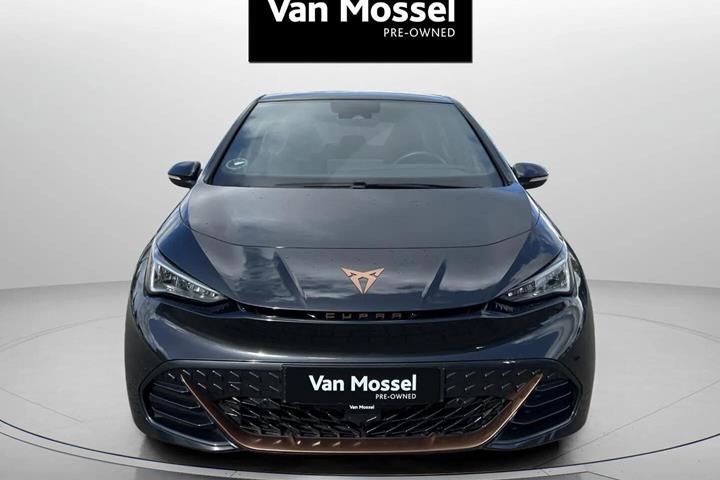 Grå Cupra Born fra 2024