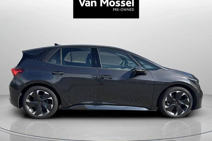 Grå Cupra Born fra 2024