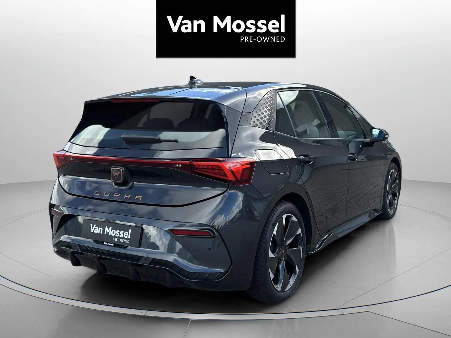 Grå Cupra Born fra 2024