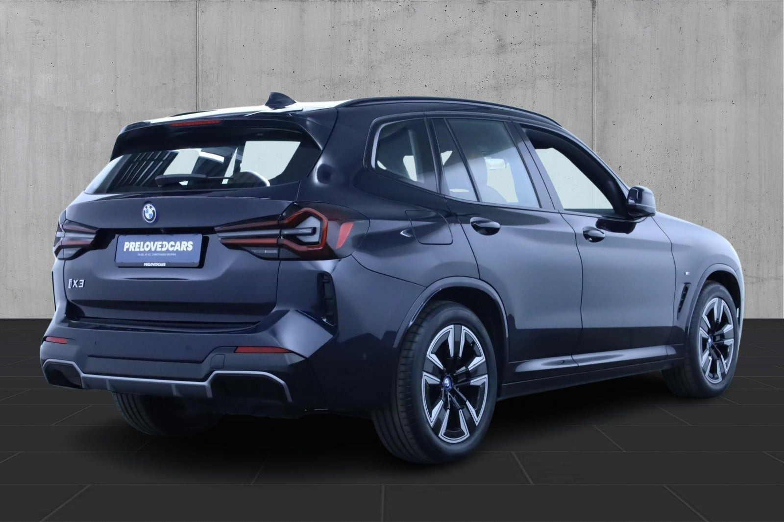 Sort BMW iX3 fra 2022