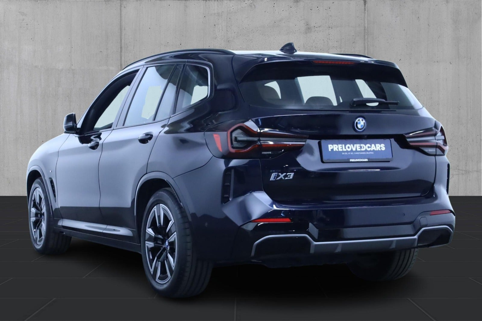 Sort BMW iX3 fra 2022
