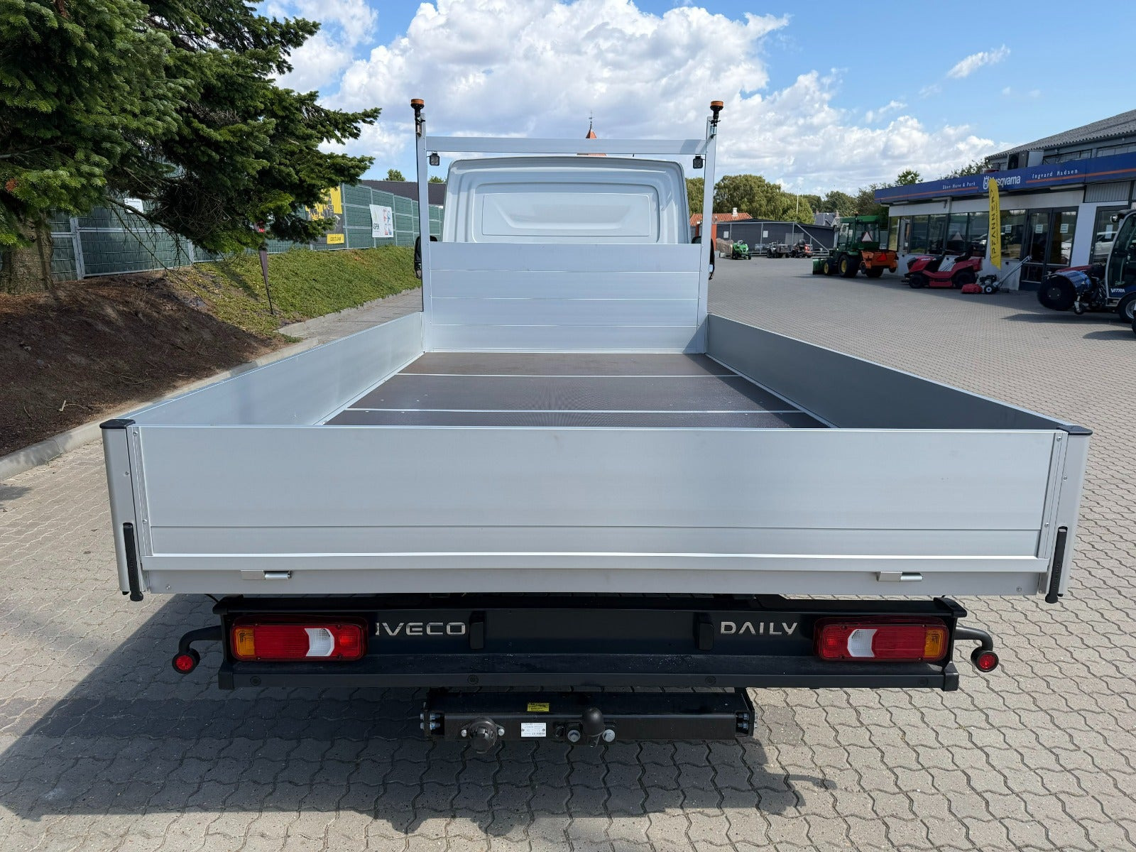 Hvid Iveco Daily fra 2019