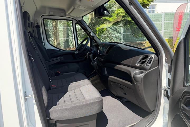 Hvid Iveco Daily fra 2019