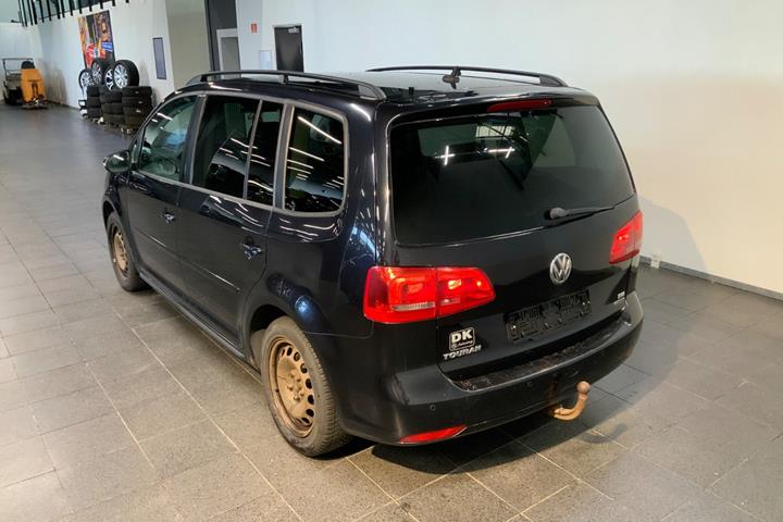 Sort VW Touran fra 2011