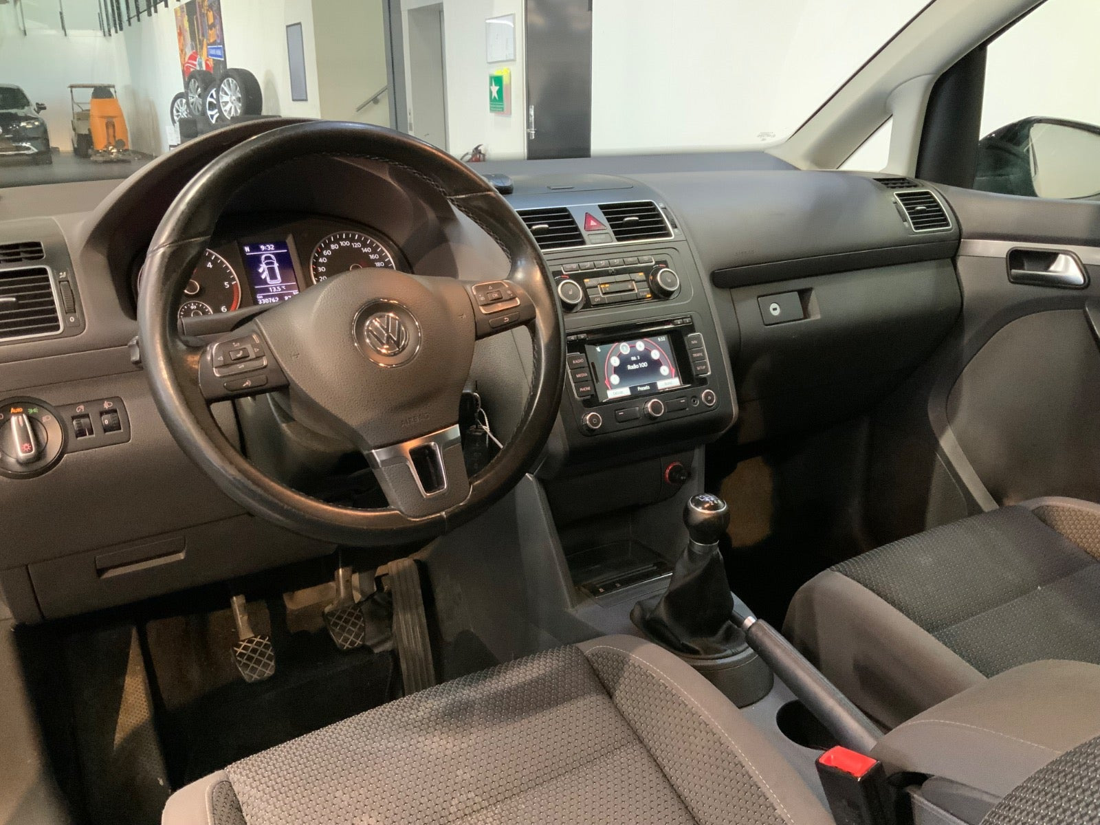Sort VW Touran fra 2011