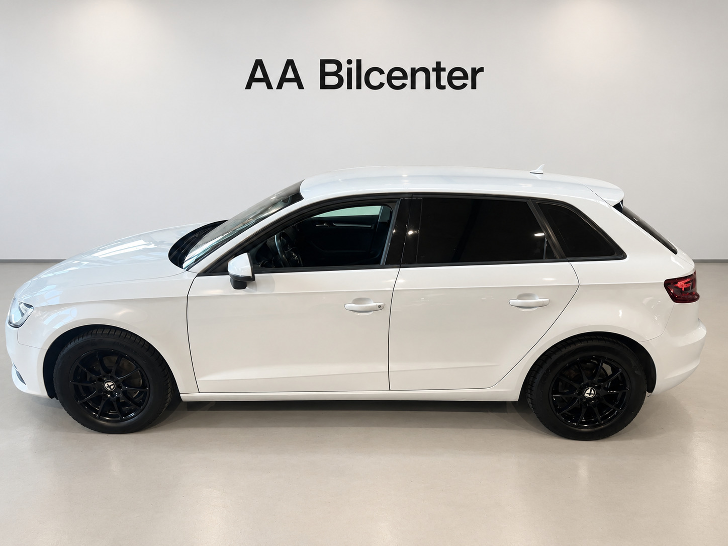 Hvid Audi A3 fra 2013