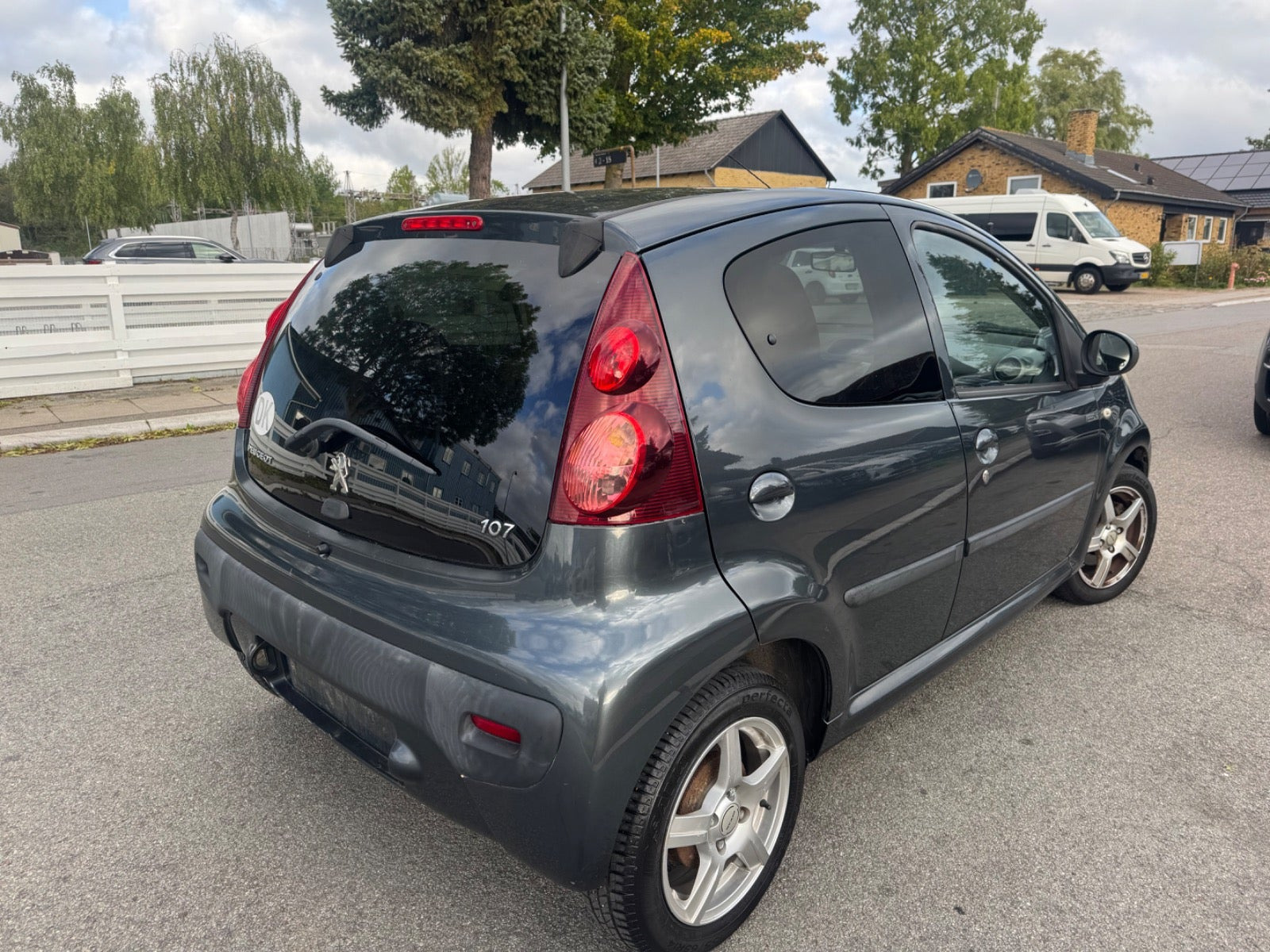 undefined Peugeot 107 fra 2007
