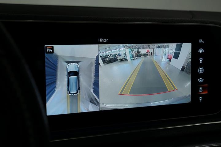 Grå Mercedes GLE350 de fra 2022