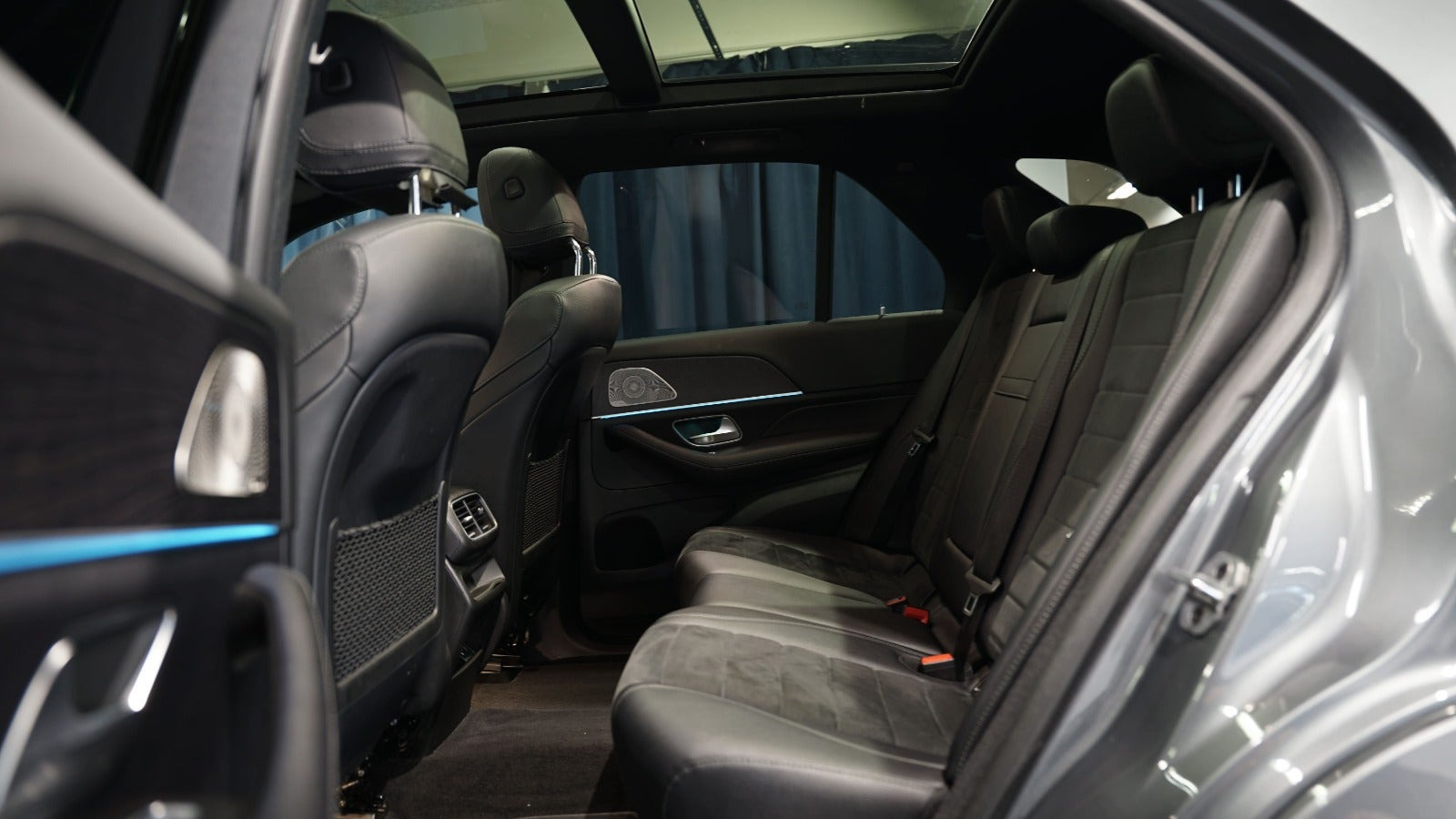 Grå Mercedes GLE350 de fra 2022