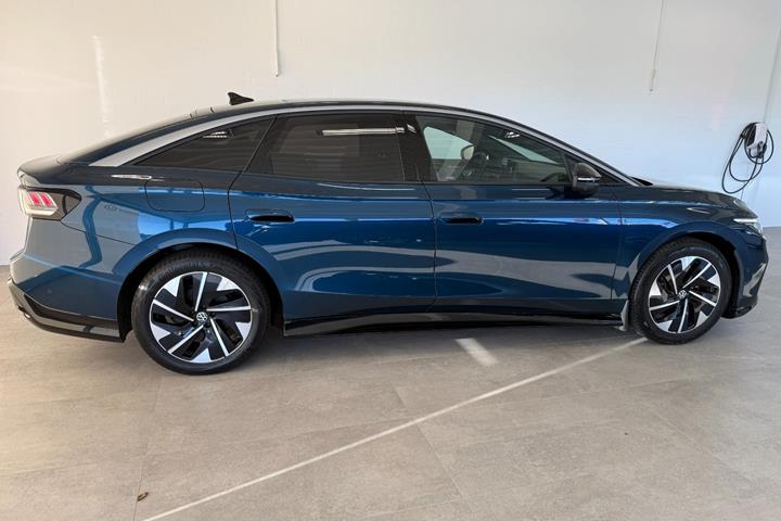 Blå VW ID.7 fra 2025
