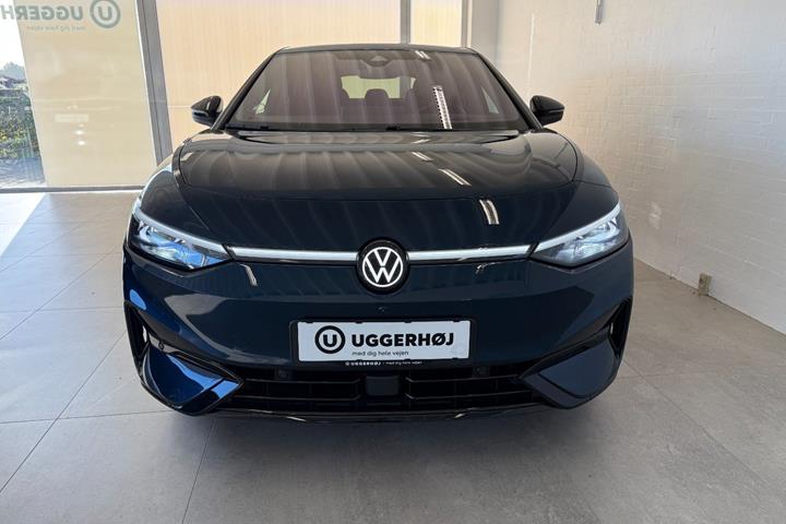 Blå VW ID.7 fra 2025