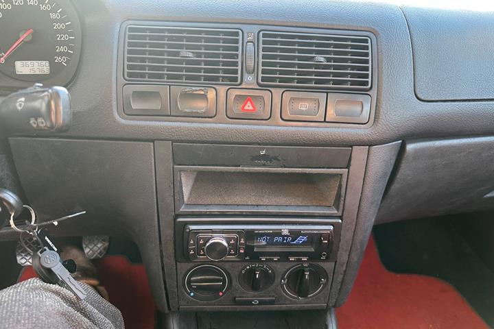 undefined VW Golf IV fra 1998