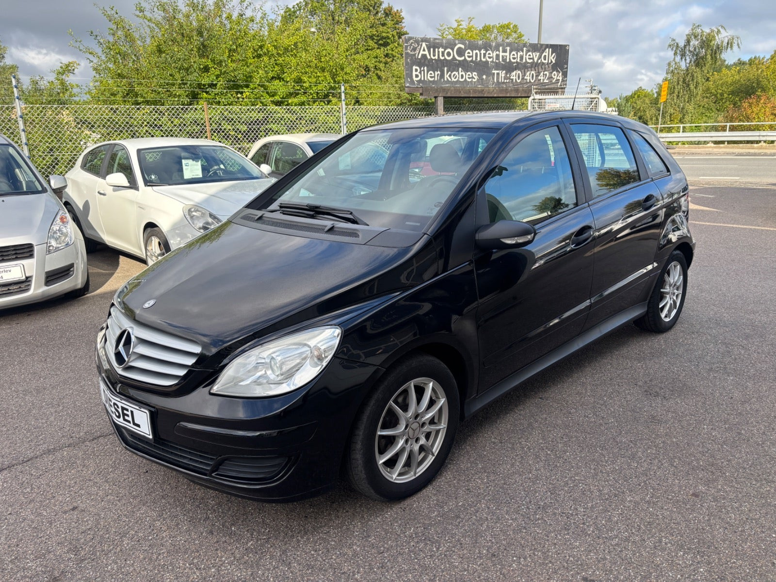 Sort Mercedes B180 fra 2007