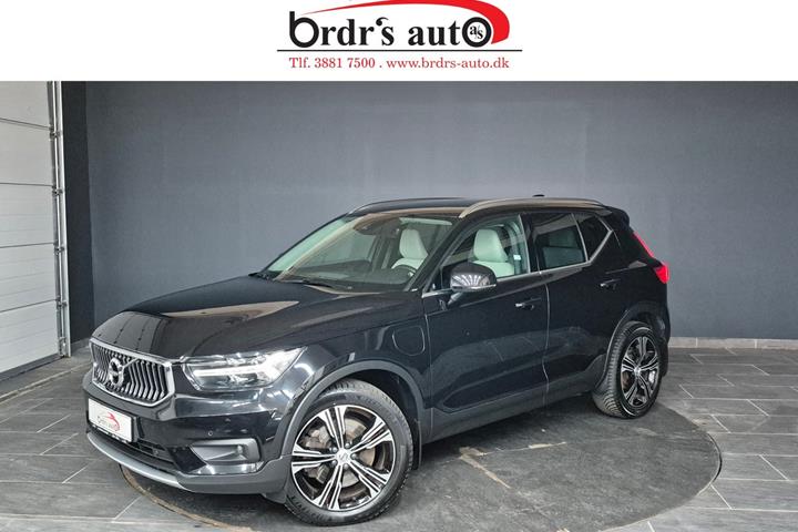 Sort Volvo XC40 fra 2021