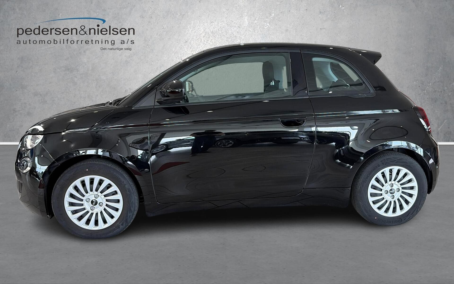 Sort Fiat 500e fra 2023