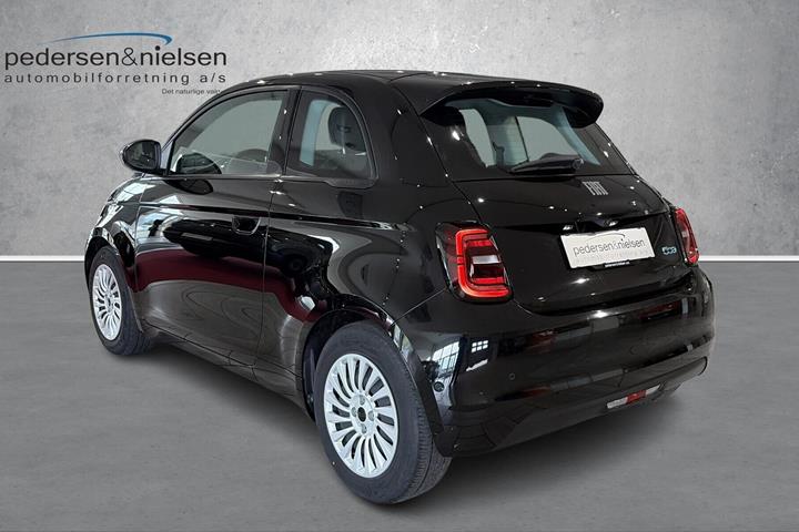 Sort Fiat 500e fra 2023