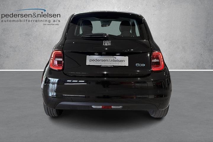 Sort Fiat 500e fra 2023
