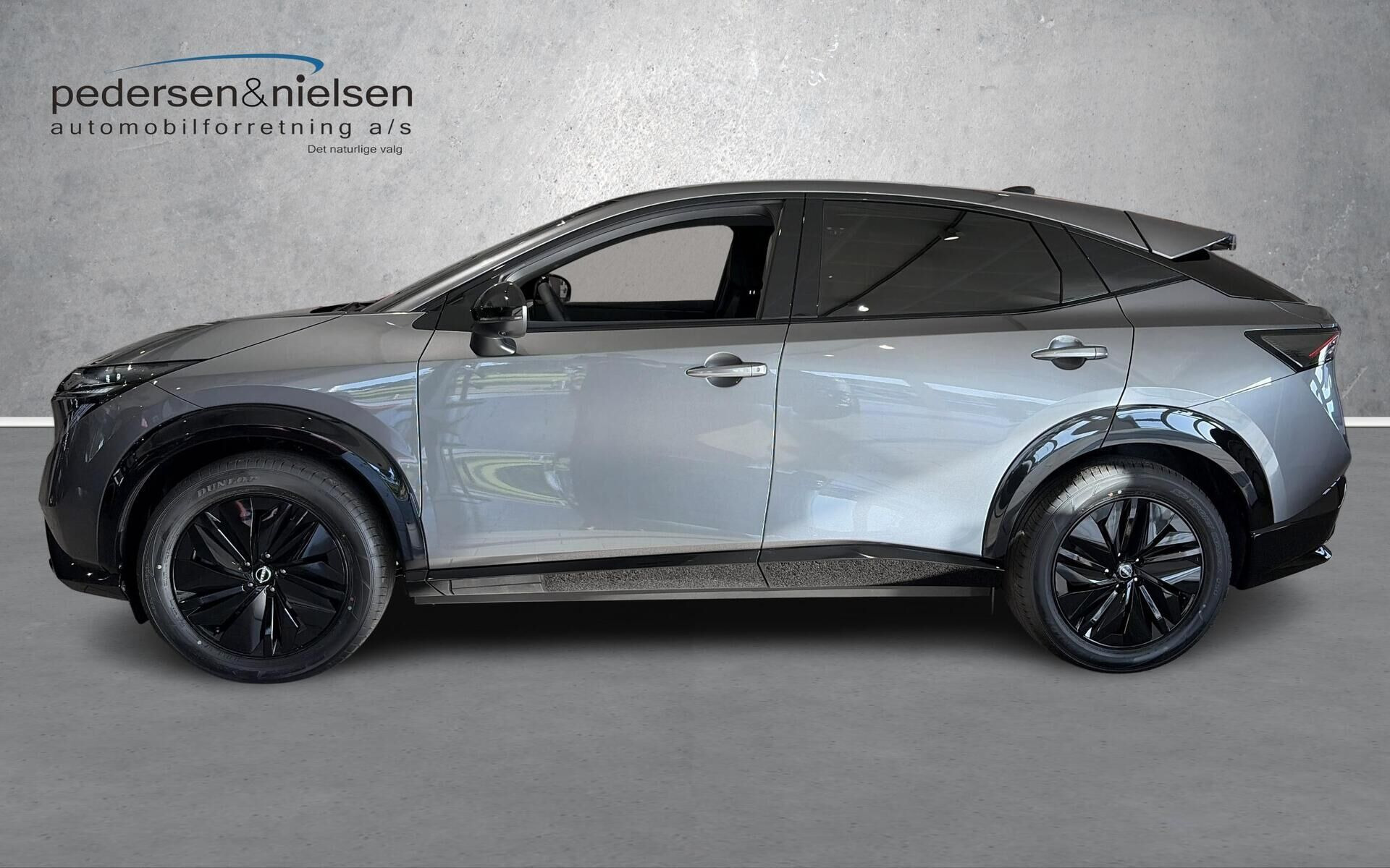 Sort Nissan Ariya fra 2026