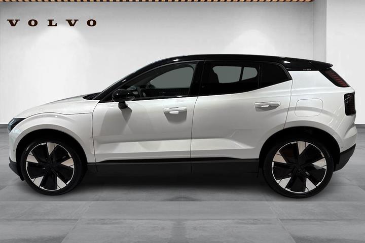 Hvid Volvo EX30 fra 2025