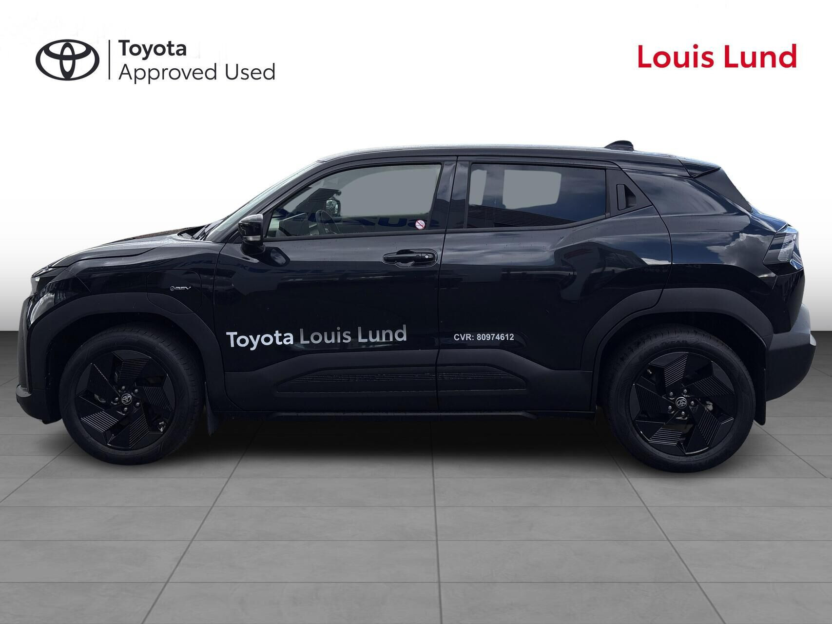 Sort Toyota Urban Cruiser fra 2026