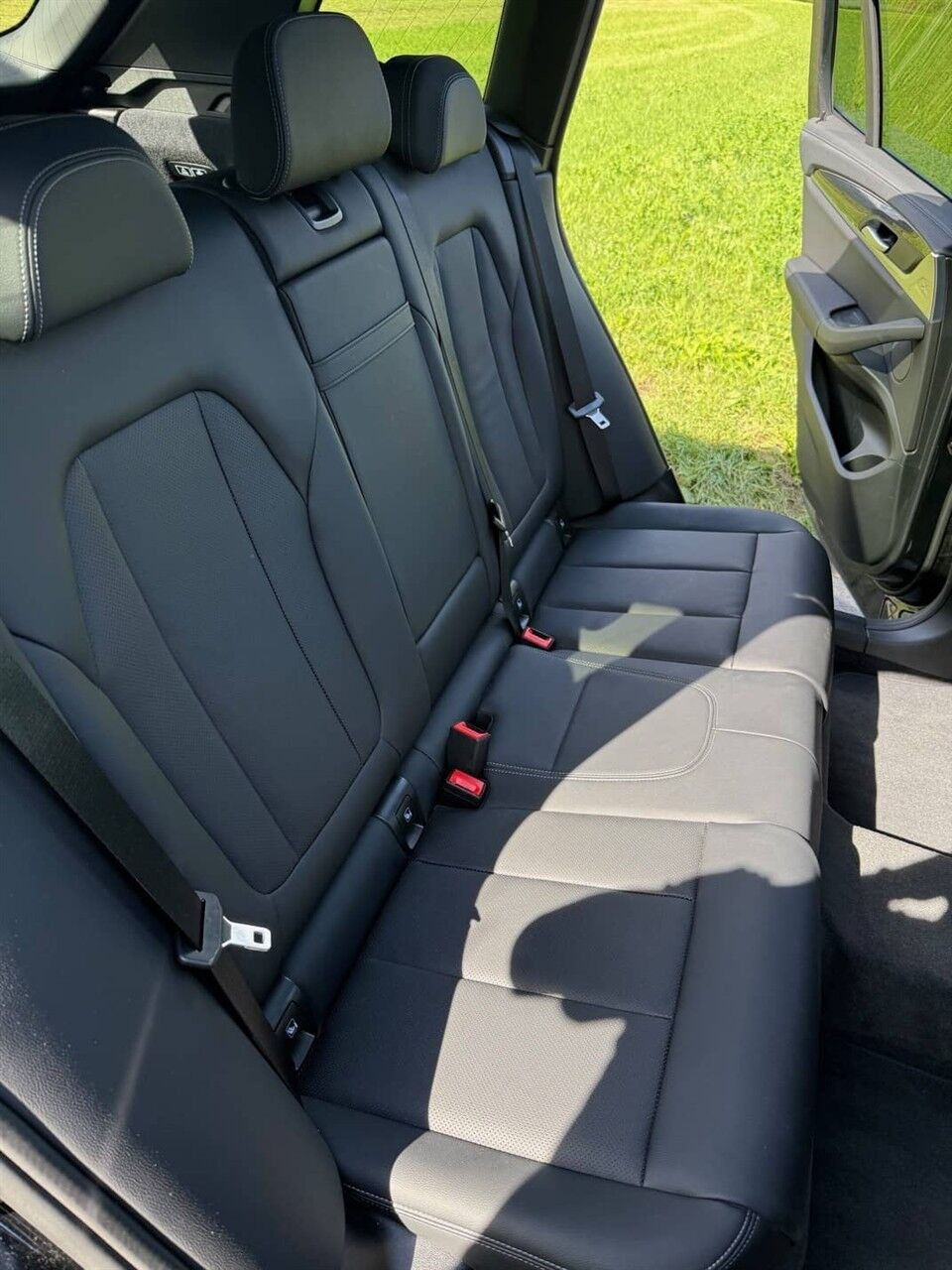Sort BMW iX3 fra 2024