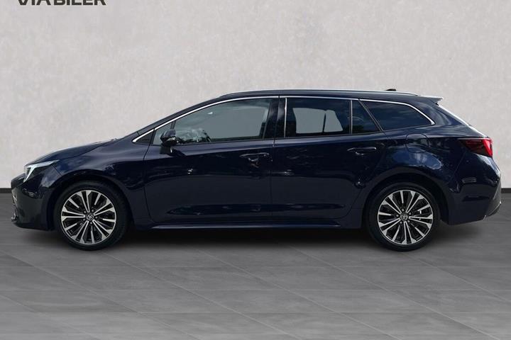 Blå Toyota Corolla fra 2024