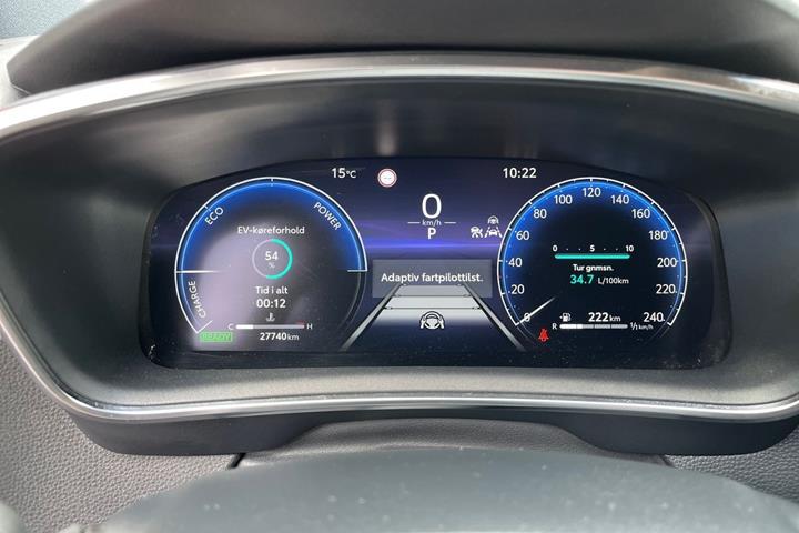 Blå Toyota Corolla fra 2024