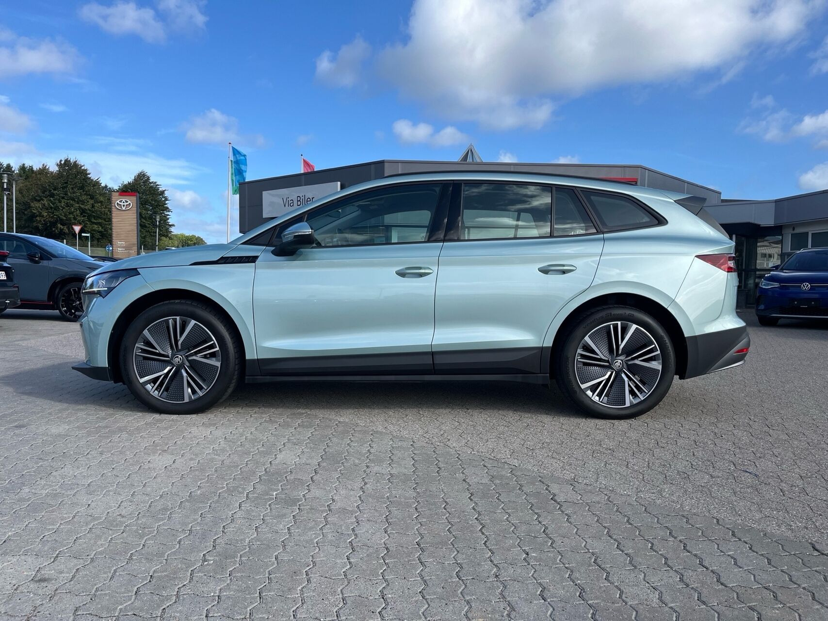 Sølv Skoda Enyaq fra 2024