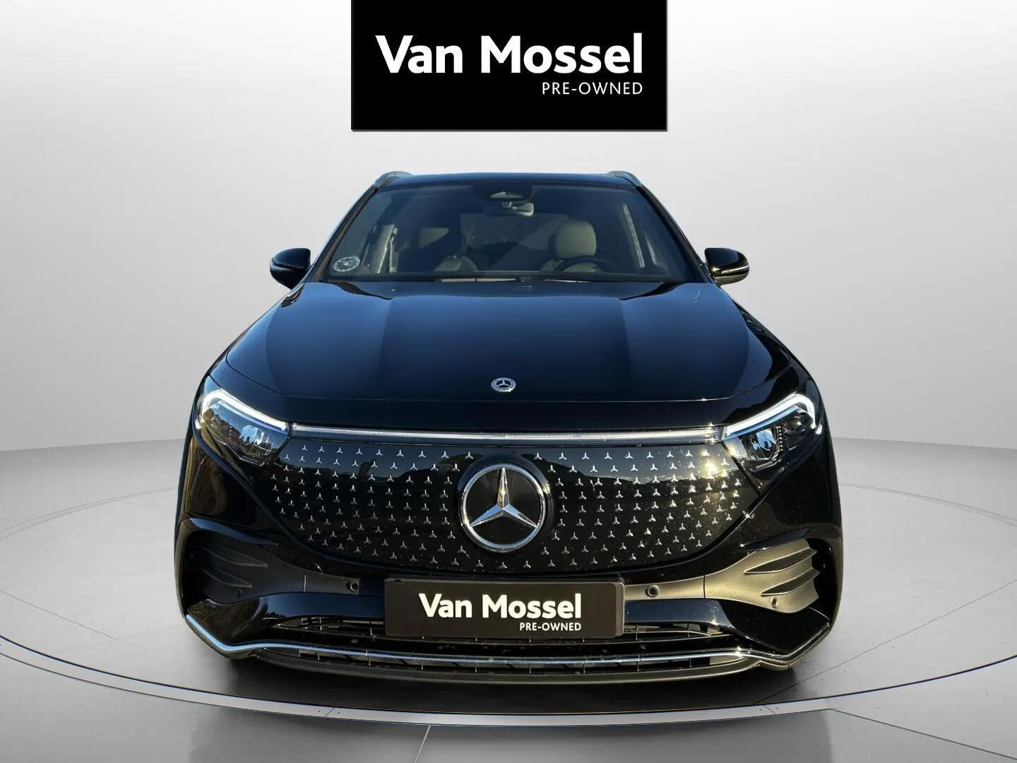 Sort Mercedes EQA250+ fra 2024