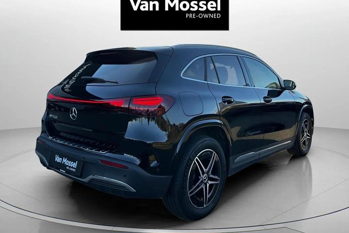 Sort Mercedes EQA250+ fra 2024