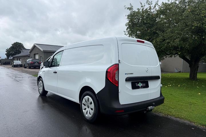 Hvid Mercedes eCitan fra 2023