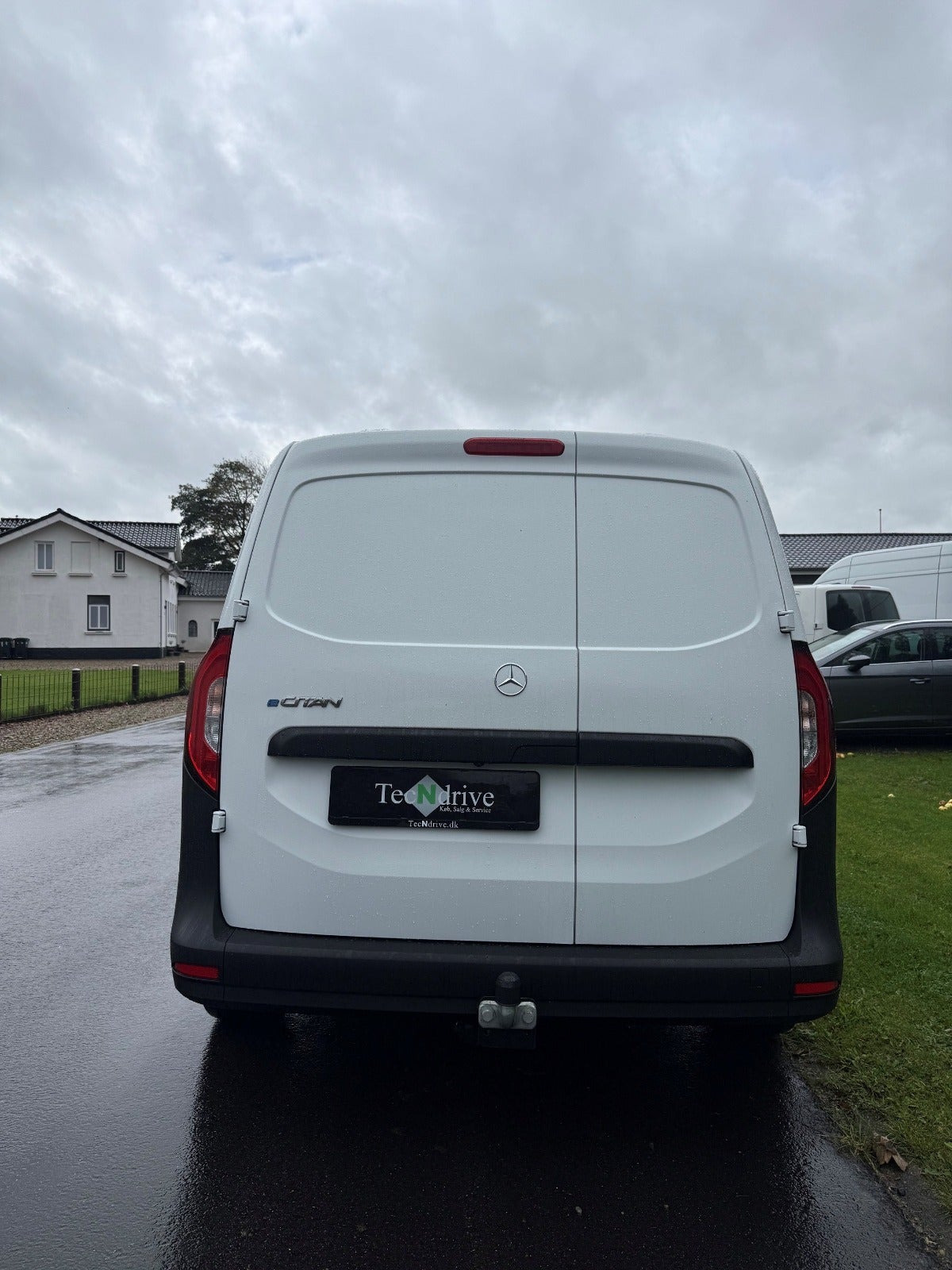 Hvid Mercedes eCitan fra 2023