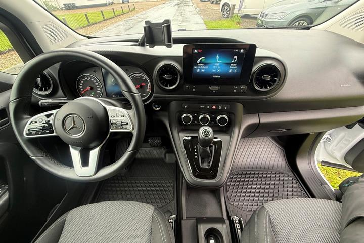 Hvid Mercedes eCitan fra 2023