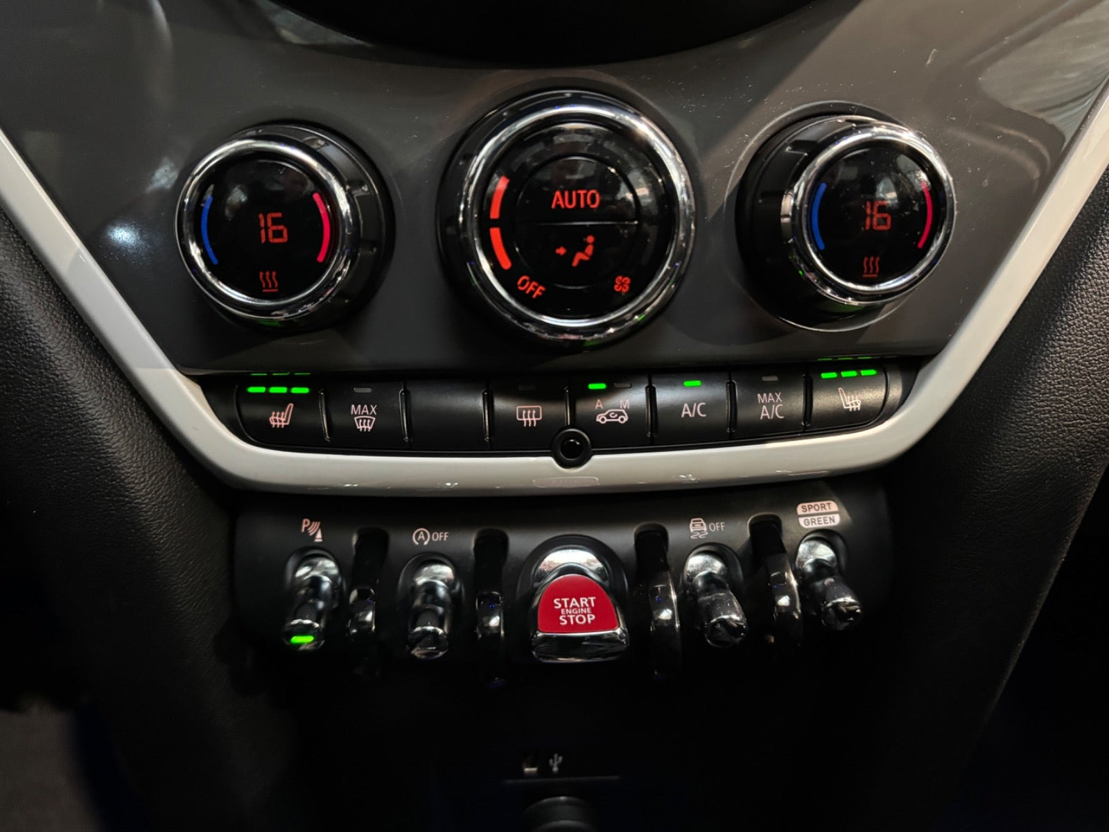 undefined Mini Countryman Cooper S fra 2019