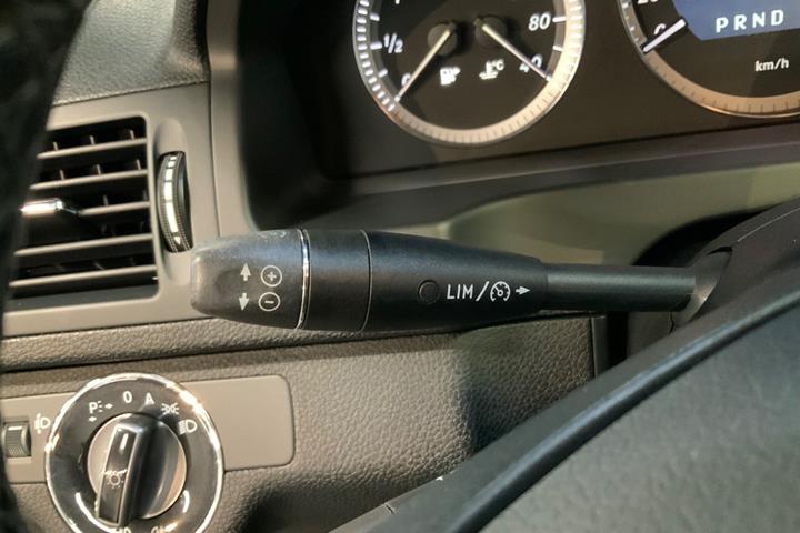 Sort Mercedes C180 fra 2010